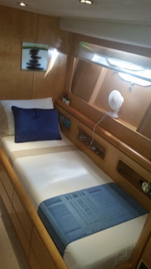 Riti Yacht